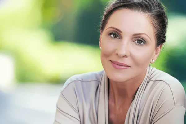 දියවැඩියාව නිසා ඔබේ ඇස් පෙනීම දුර්වල වෙලාද? Diabetic Macular Edema සහ Eylea ප්රතිකාරය ගැන දැනගමු