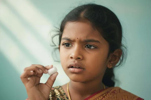 කෑමට නුසුදුසු දේවල් කන්න ඔයාටත් ආසාවක් එනවද? අපි මේ Pica (පයිකා) ගැන කතා කරමු!
